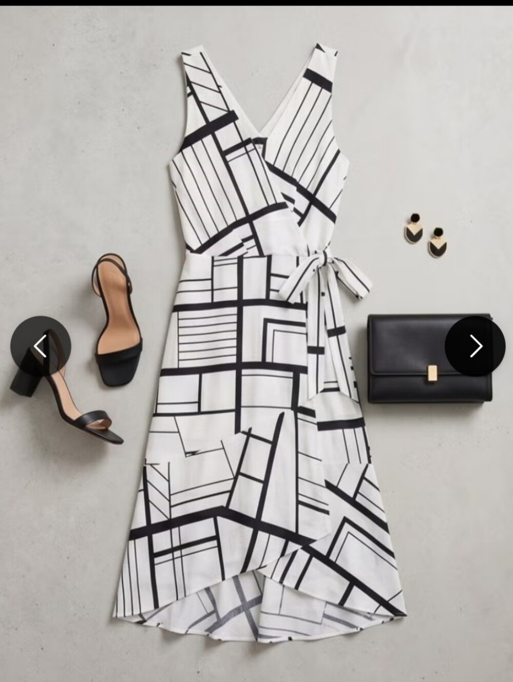 Sleeveless V-Neck Black & White Geometric Wrap Dress - Picture 7 of 11